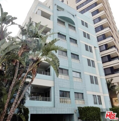 Front - 10336 Wilshire Blvd Unit 302