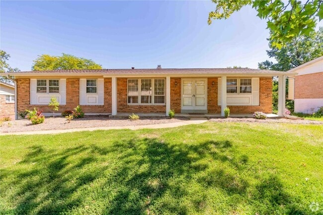 Building Photo - 9724 Brookmere Dr Rental