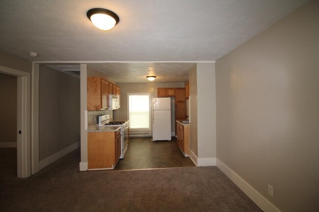 Photo - 819 Douglas St NW