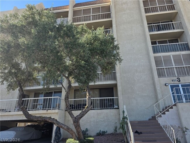 Building Photo - 750 S Royal Crest Cir Unit 313