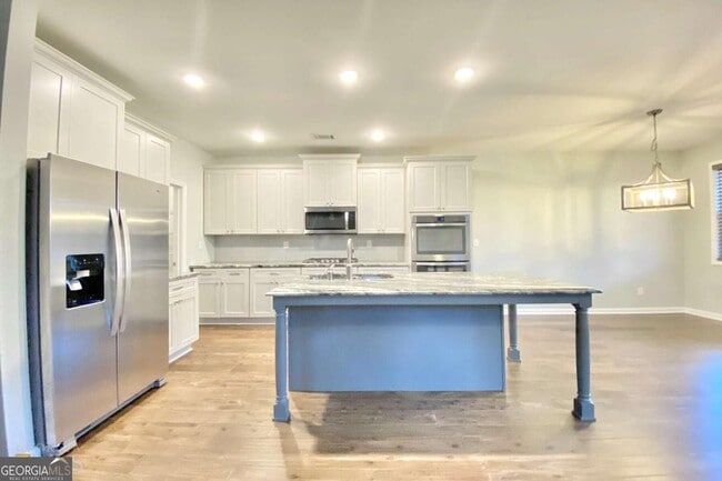 Photo - 3343 La Vista Dr