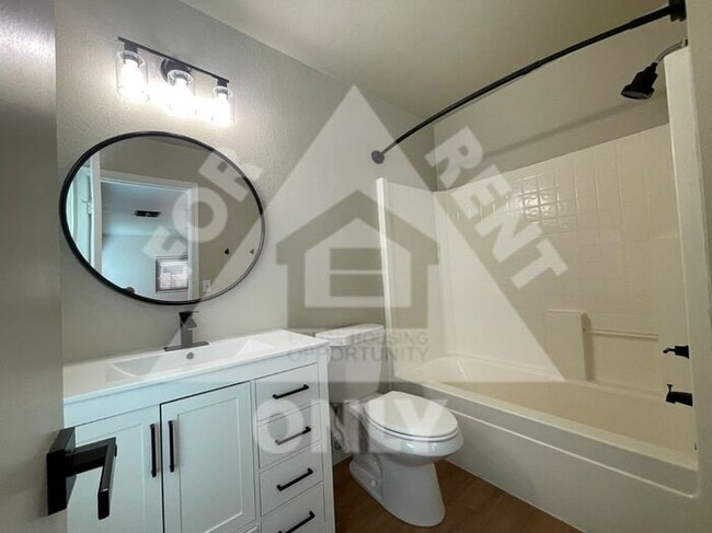 Photo - Great 3 Bed, 2 Bath with Open Floor Plan!