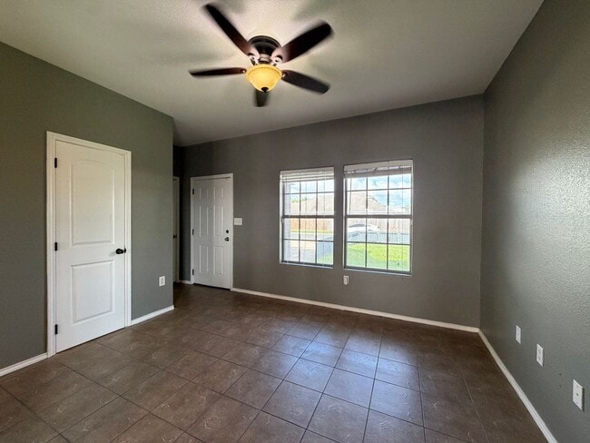 Photo - TWO STORY 5 BEDROOM 3 BATH HOUSE WITH SPA