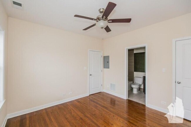 Photo - 3 bedroom in Chicago IL 60640 Unit G