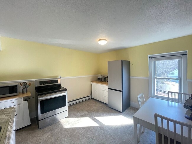 Photo - 60 Broadway Unit # 5