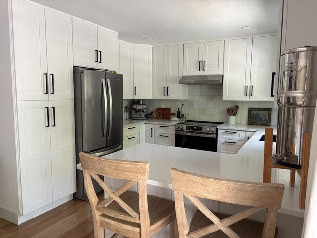 Photo - 830 Dehoff Dr