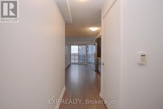 Photo - 255 Village Green Square Unit 1009