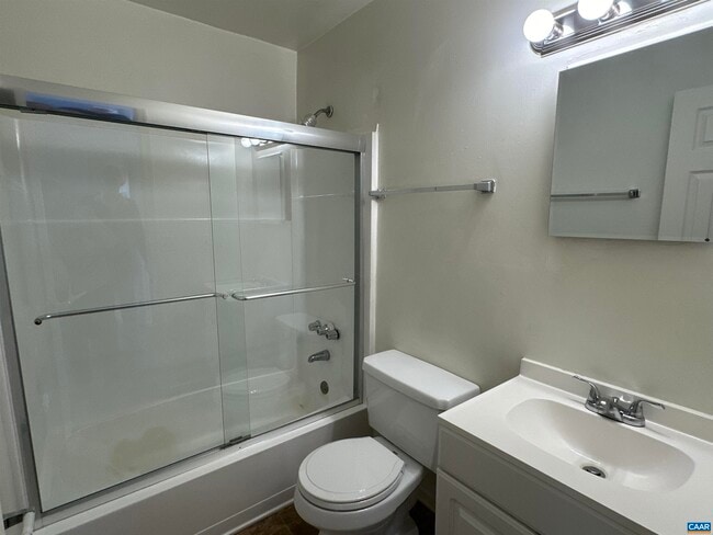 Photo - 2432 Eastham Hill