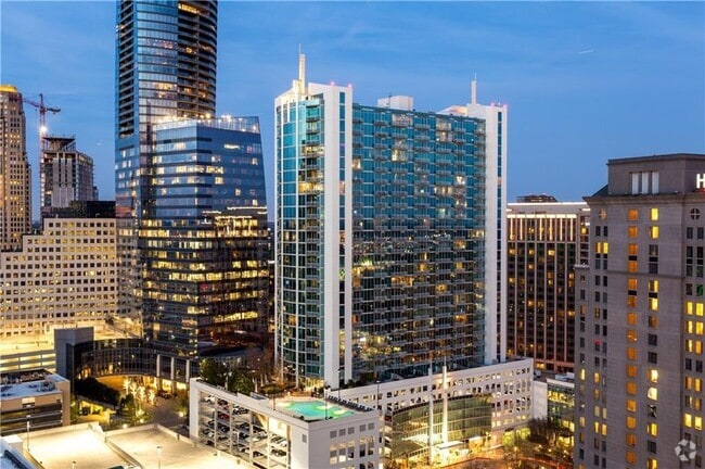 Building Photo - 3324 Peachtree Rd Unit 1919 Rental