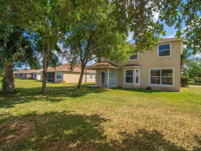 Photo - 4Bed/3Bath~2800 Sq Ft!~Pond View~Two Car G...