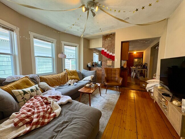 Photo - 72 Hillside St Unidad 3