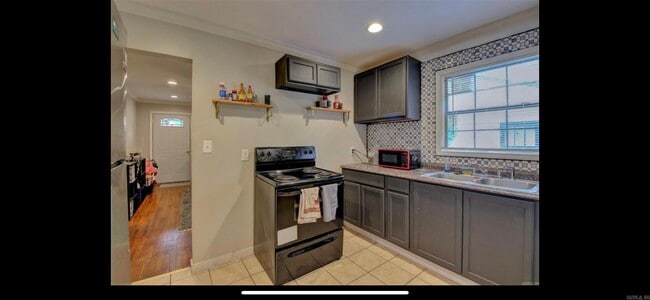 Photo - 4701 W 31st St