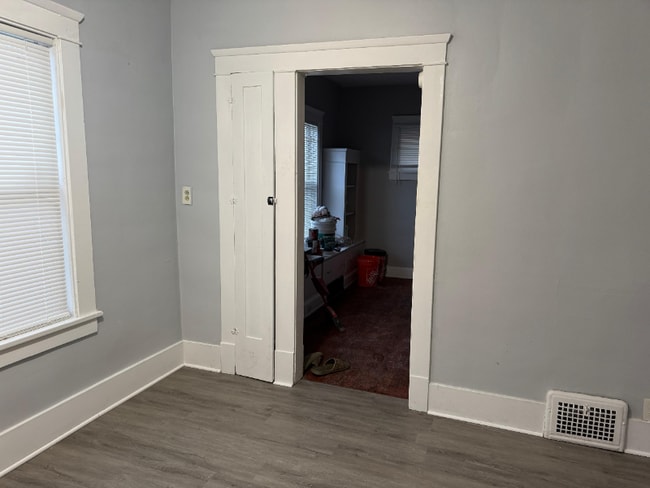 Photo - 19901 Naumann Ave