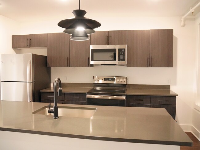 Photo - 100 E McMicken Ave Apartments