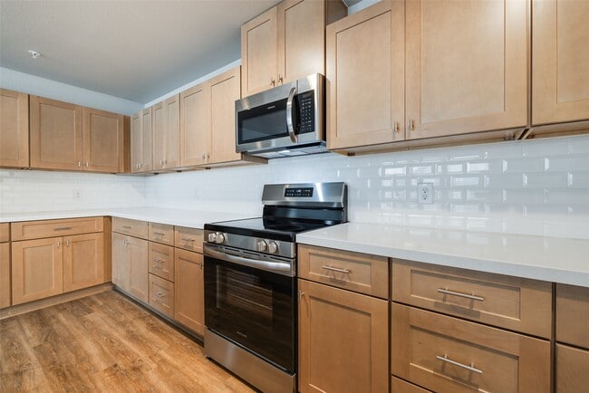 Photo - 211 Pk Pl Cir Unit D