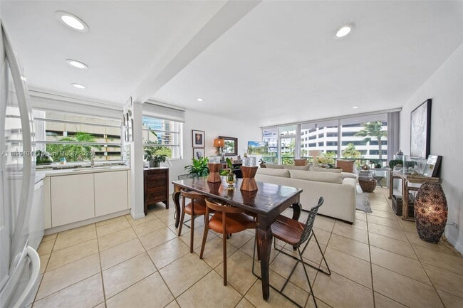 Photo - 1408 Brickell Bay Dr Unit 418
