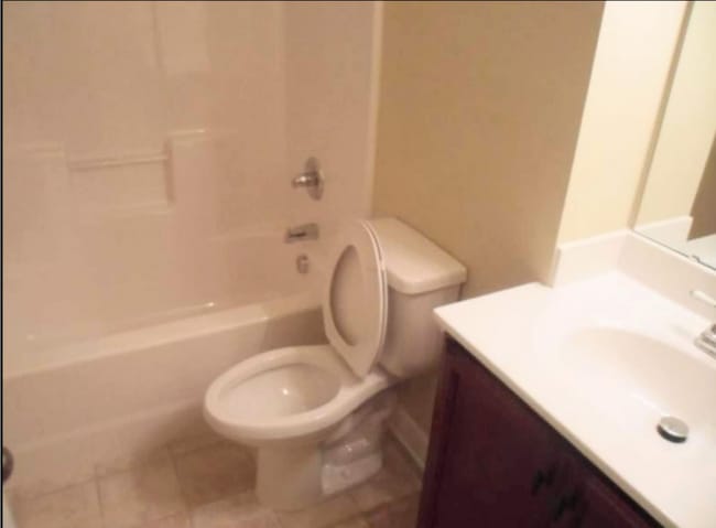 Photo - 2708 Tree St