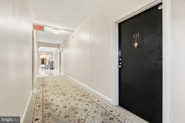 Photo - 4707 Connecticut Ave NW Unit 111