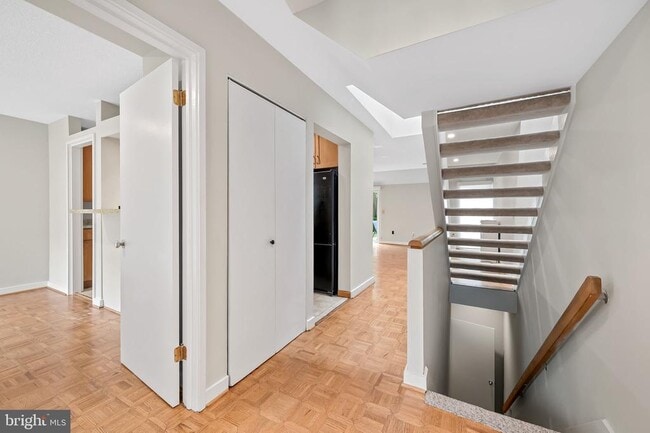 Photo - 2302 Wineberry Terrace
