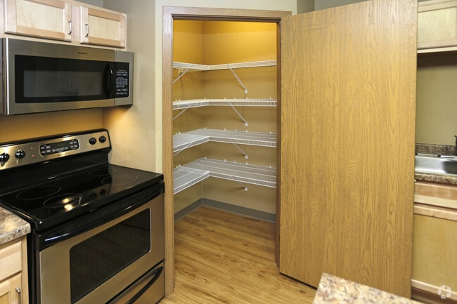 Prairie Winds Apartments