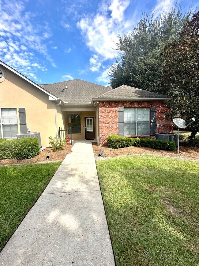 Photo - Summerwood Villas 3BR 2BA