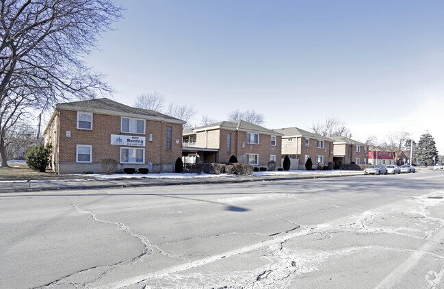Primary Photo - 5045-5065 N Hopkins St