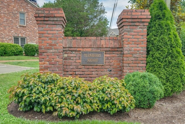 Photo - 2040 Graybar Ln Unit 2040