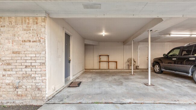 Photo - 10810 Sugar Hill Dr