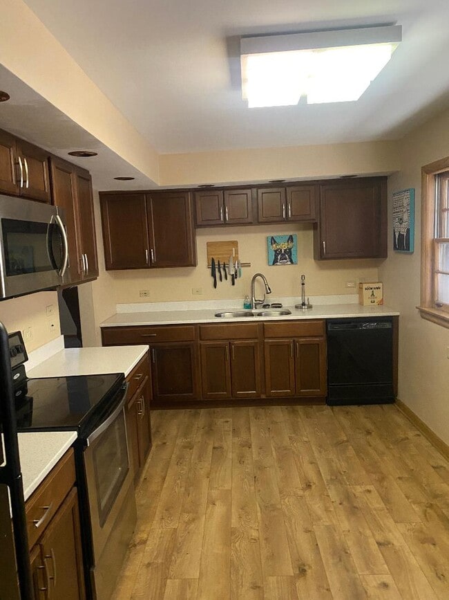 Photo - 209 W 23rd St Unit 2