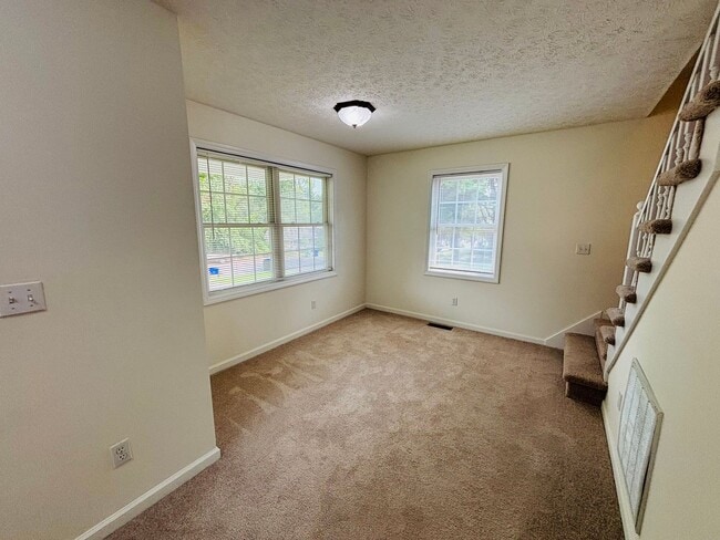 Photo - 206 Reynolds Ave