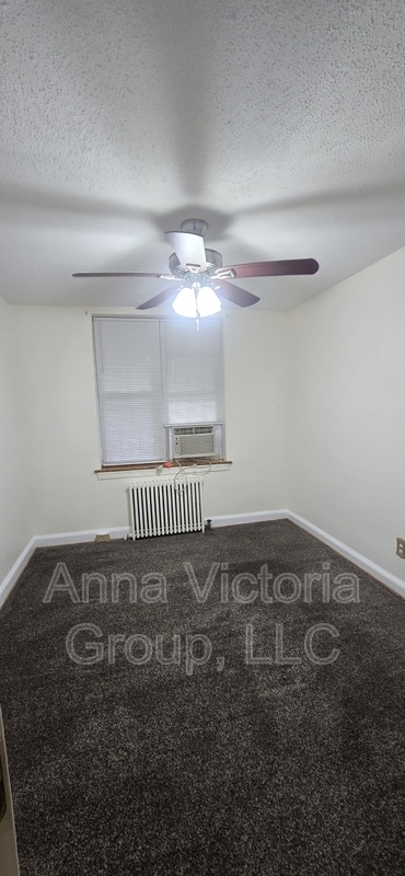 Photo - 125 Galveston Pl SW