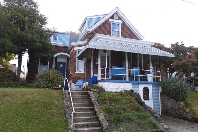 Building Photo - 203 Boone St