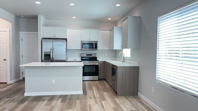 Photo - Roe Street Townhomes
