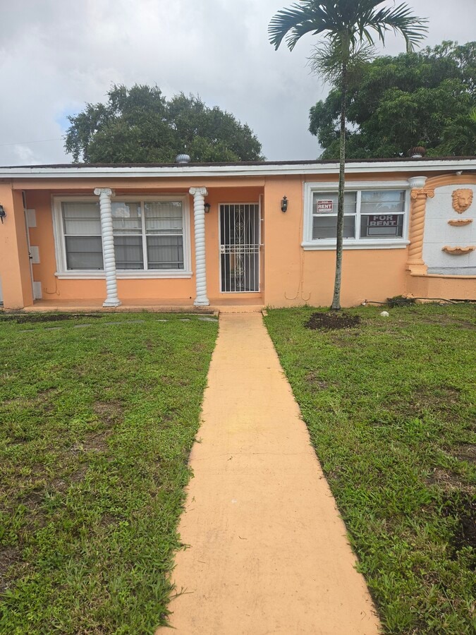 Photo - 3401 NW 170th St