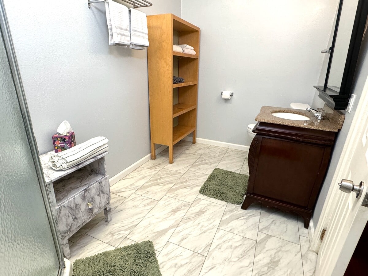 Photo - 713 N Mansfield Ave