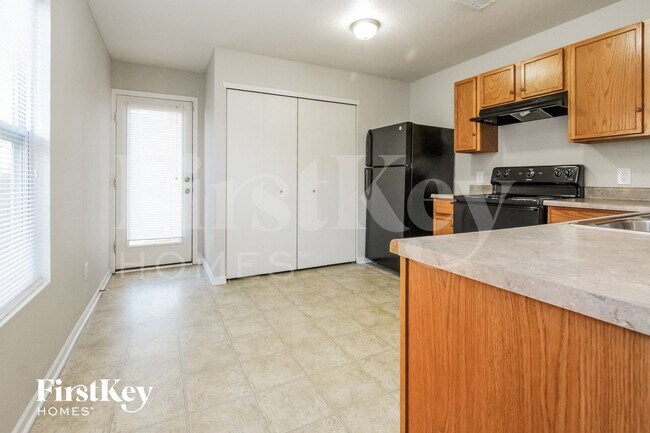 8435 Sansa St