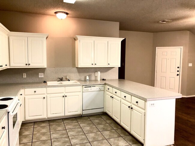 Photo - 2602 81st St Unit B