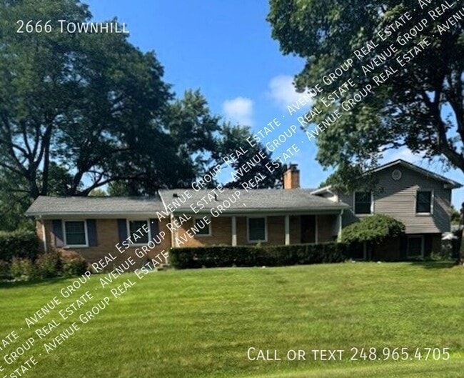 Building Photo - 2666 Townhill- Rental