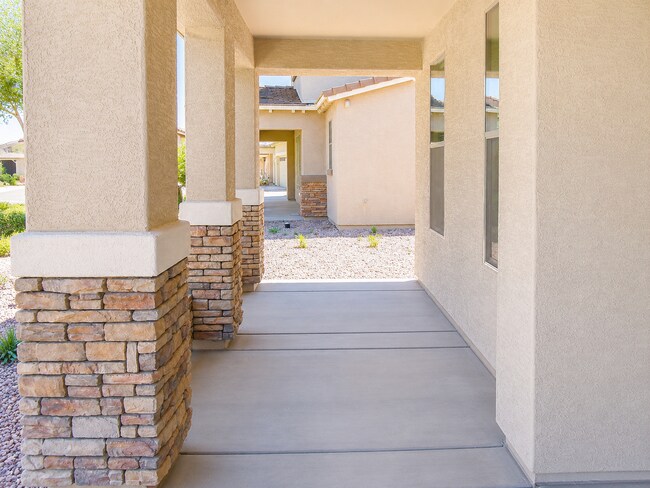Photo - Spacious 5-Bedroom Gilbert Home with a Sparkling Pool!