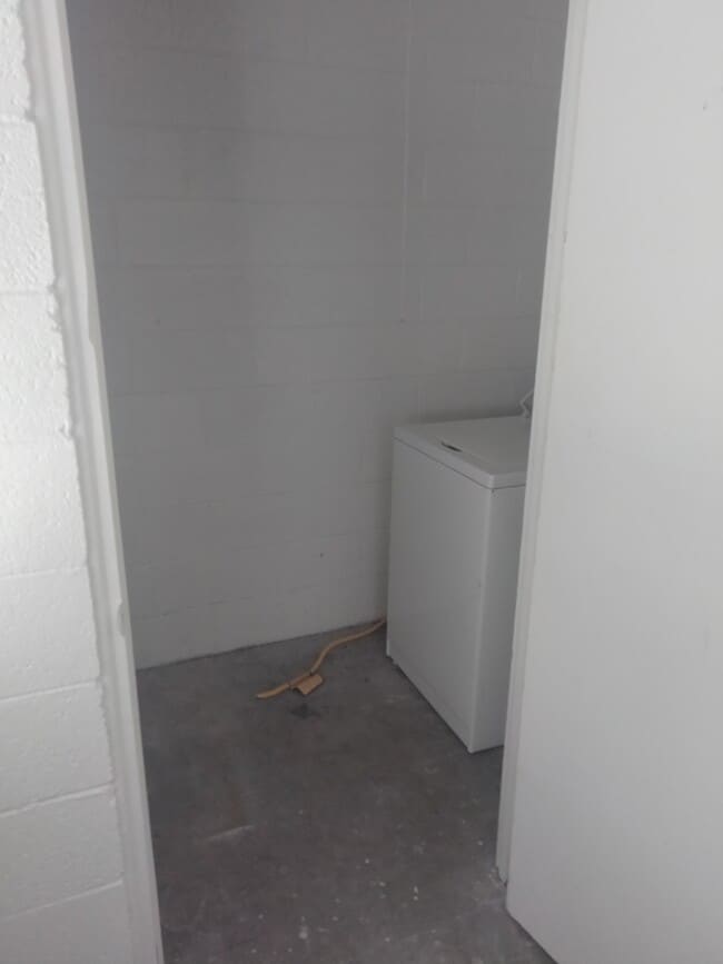 Photo - 405 N Wilson Ave