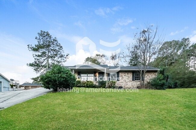 Building Photo - 10235 Waterford Rd NE