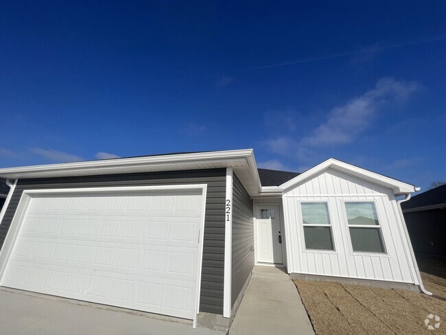 Building Photo - Welcome to your newly build 3 bedroom/ 2 b... Rental