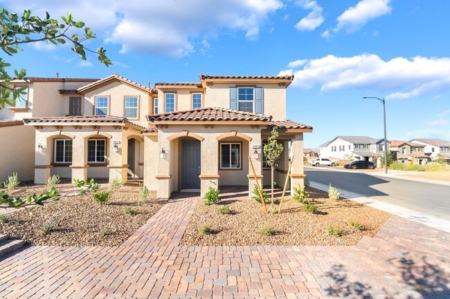 Building Photo - Brand New 2025 Home with 3 bedrooms,  3 ba...