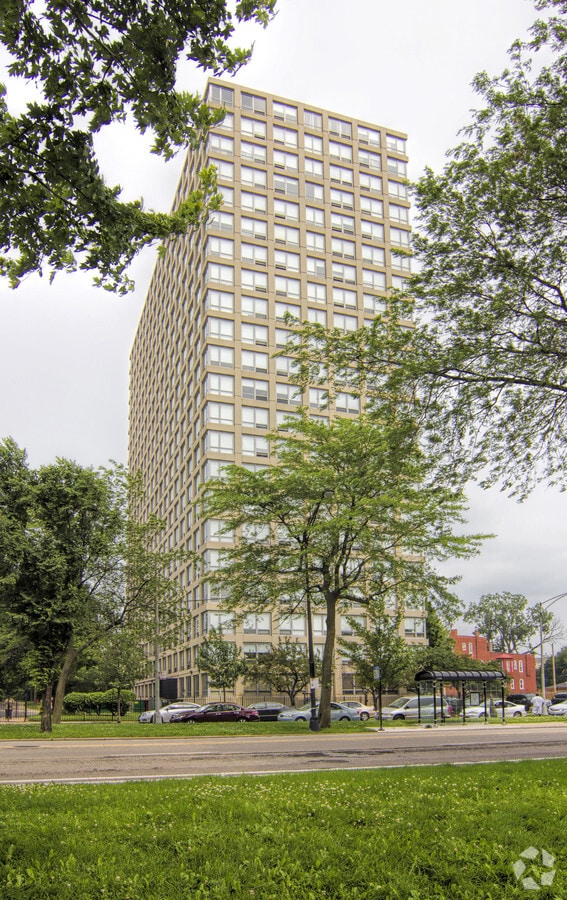 King Drive - Luther Terrace