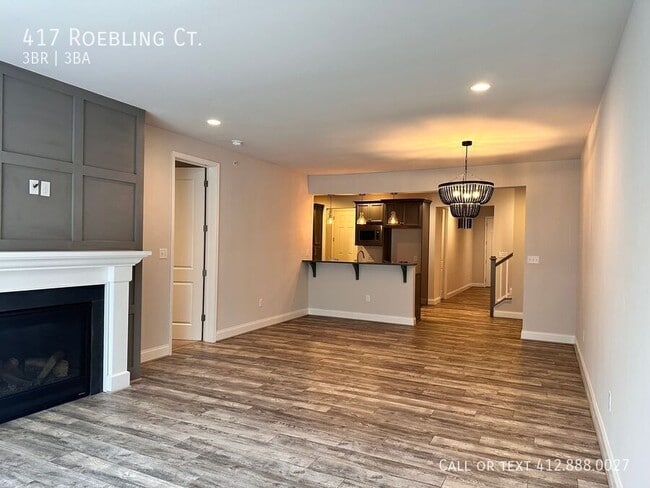 Photo - 417 Roebling Ct