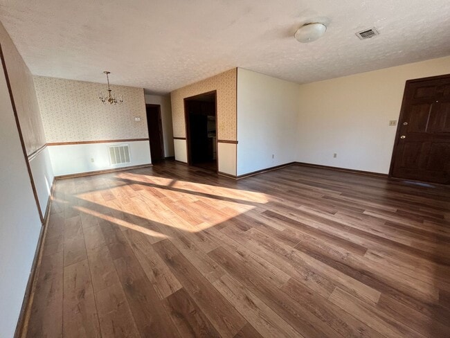 Photo - 135 Williamson St Unidad B