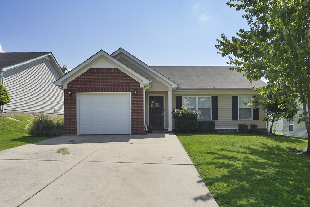 Photo - 177 Howard Woody Dr