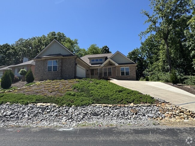 Building Photo - 238 Osage Dr Rental