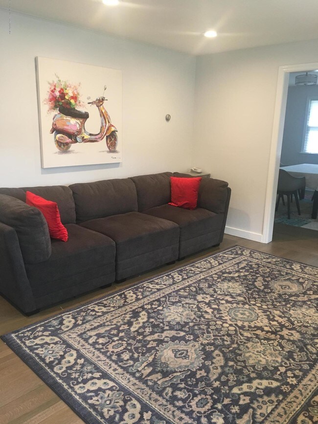 Photo - 317 Jersey Ave