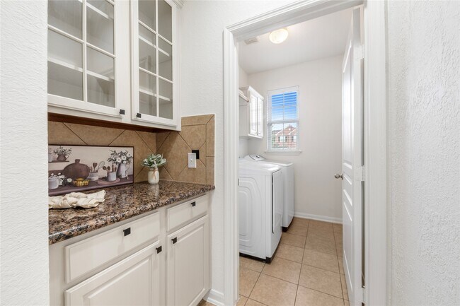 Photo - 9535 Empress Crossing Dr